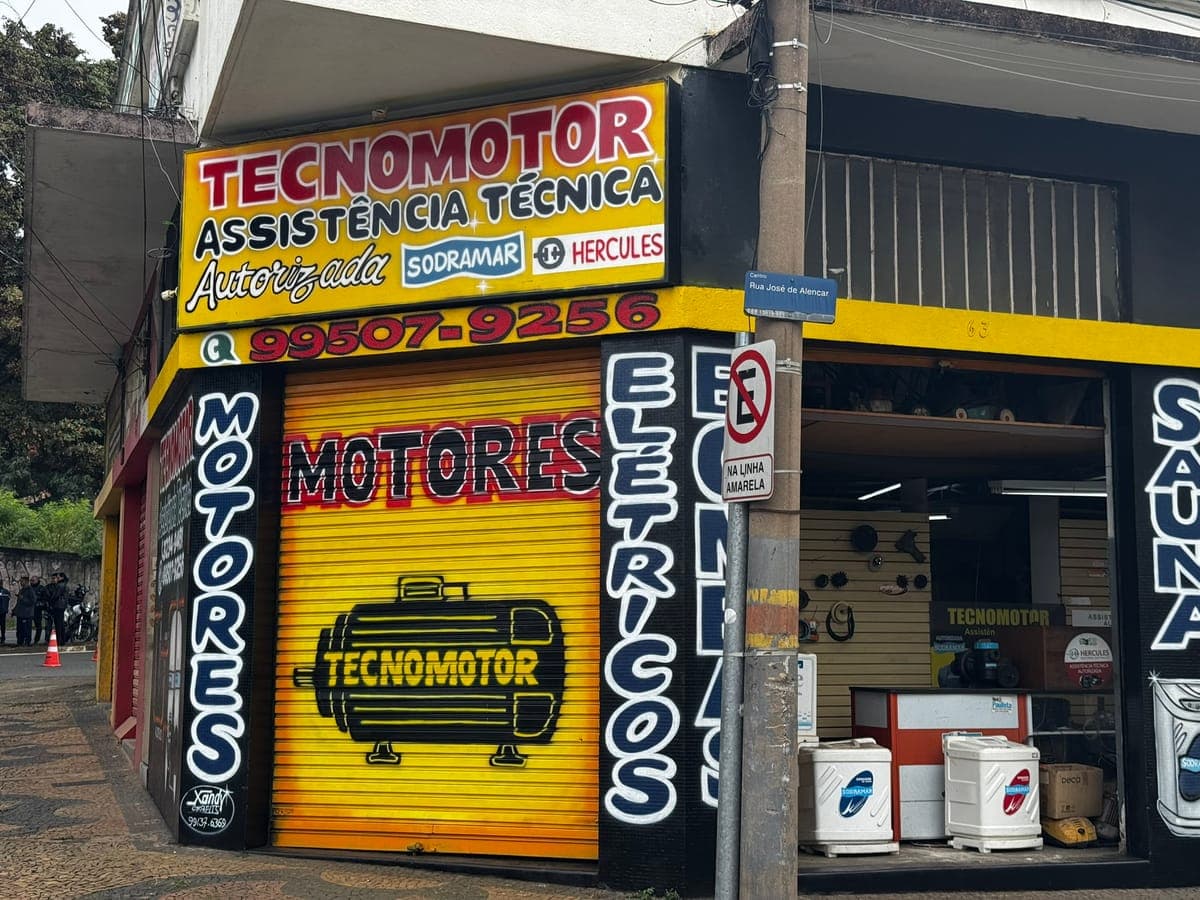Fachada da loja Tecnomotor em Campinas, com placa de assistência técnica autorizada Sodramar e Hércules